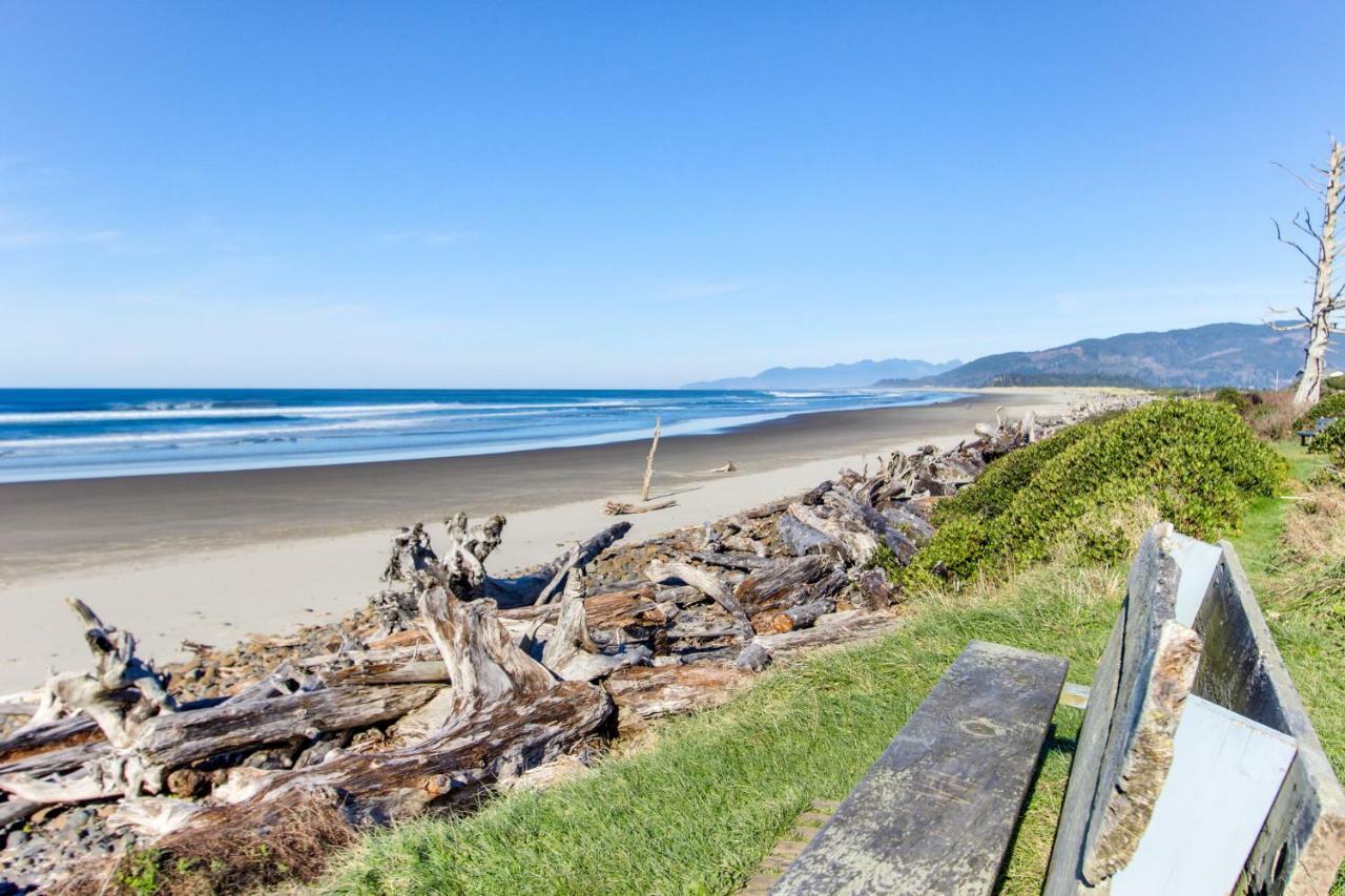 The Sandpiper At Bayocean Cape Meares Exteriör bild